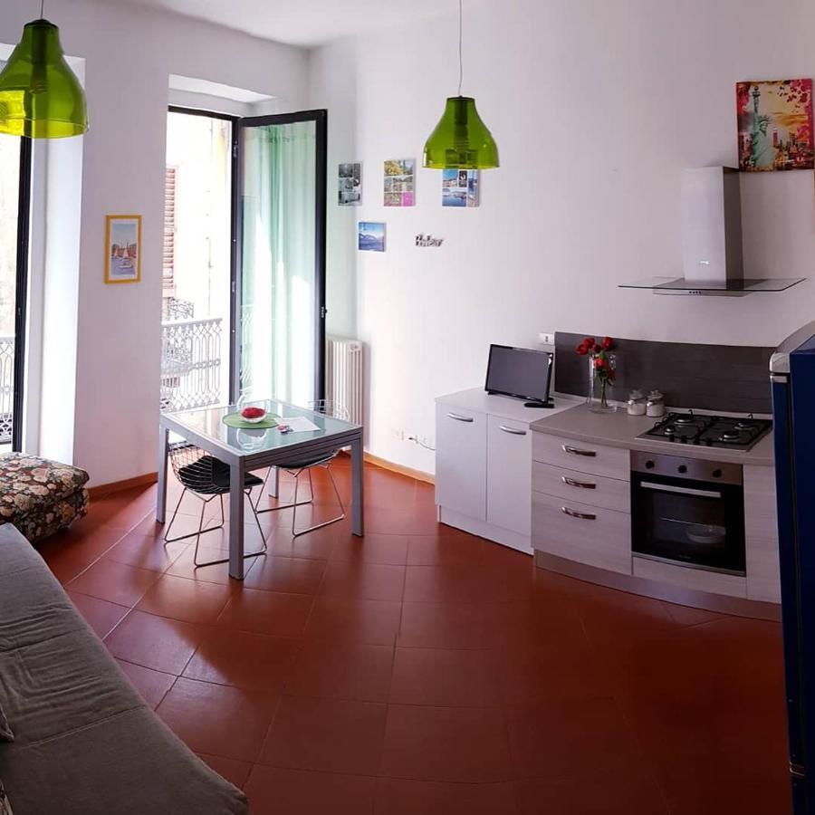 Appartement Le 5 vie à Verbania Extérieur photo