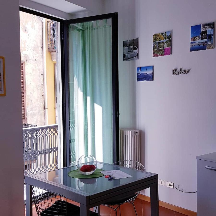 Appartement Le 5 vie à Verbania Extérieur photo