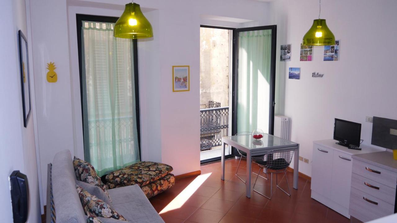 Appartement Le 5 vie à Verbania Extérieur photo
