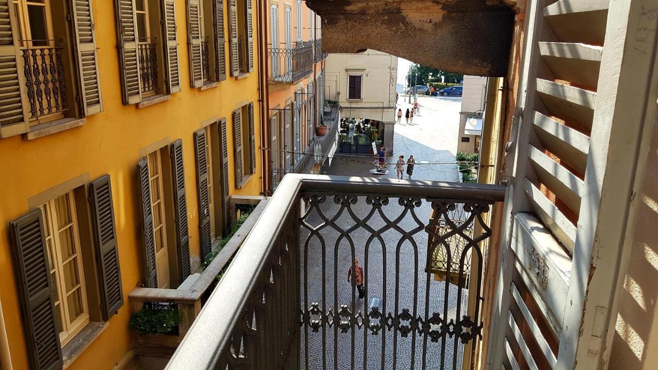 Appartement Le 5 vie à Verbania Extérieur photo
