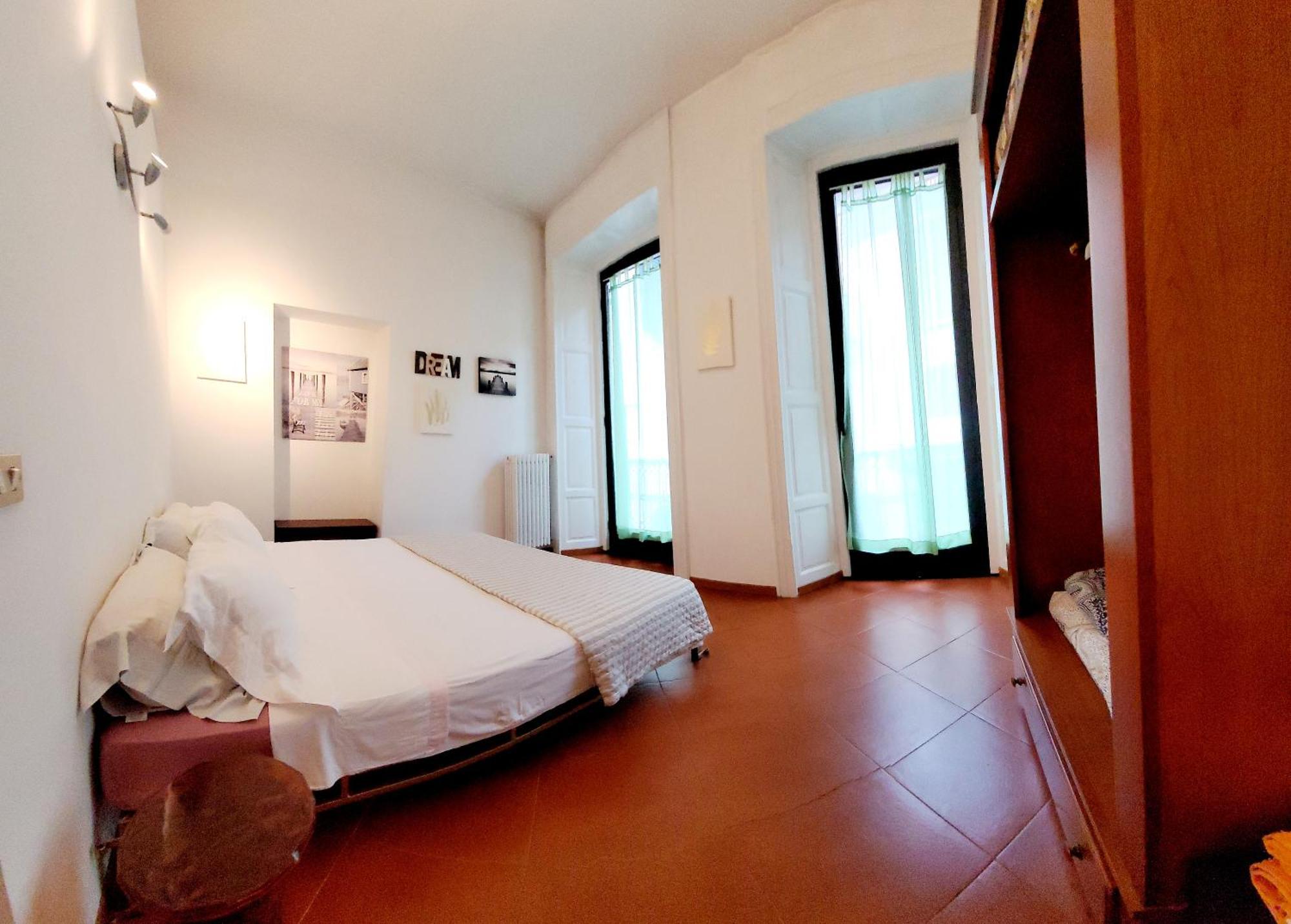 Appartement Le 5 vie à Verbania Extérieur photo